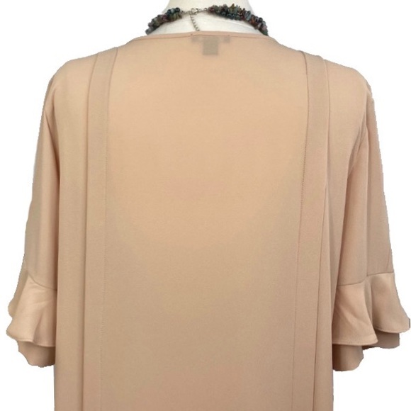 Ann Taylor subtly sheer and ruffle sleeves blouse - Picture 6 of 8